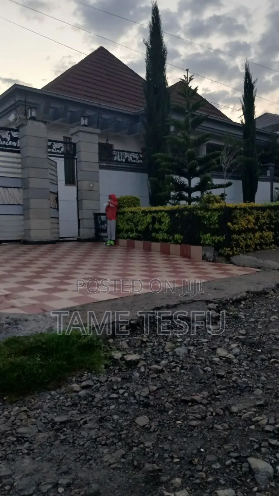 Furnished 4bdrm Villa in Cmc Meri, Bole for sale