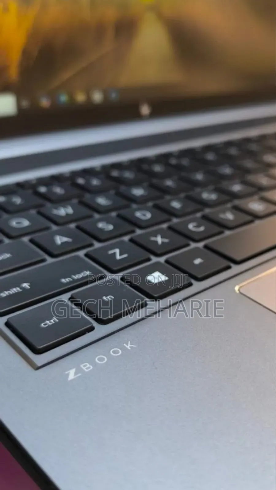 New Laptop HP ZBook Firefly G8 16GB Intel Core I7 SSD 512GB