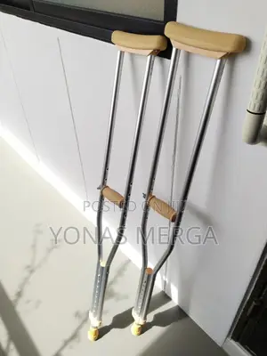 Photo - Kranch/Adult Size Crutches:Medium(5'2"-5'10")Tall(5'10-6'6")