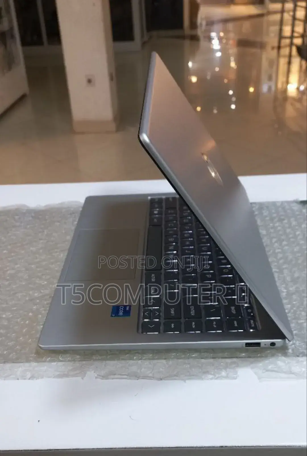 New Laptop HP Stream Notebook 8GB Intel Core I7 SSD 512GB