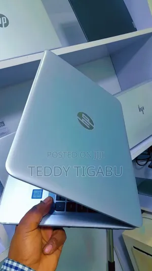 Photo - New Laptop HP EliteBook 840 G4 8GB Intel Core I5 SSD 256GB