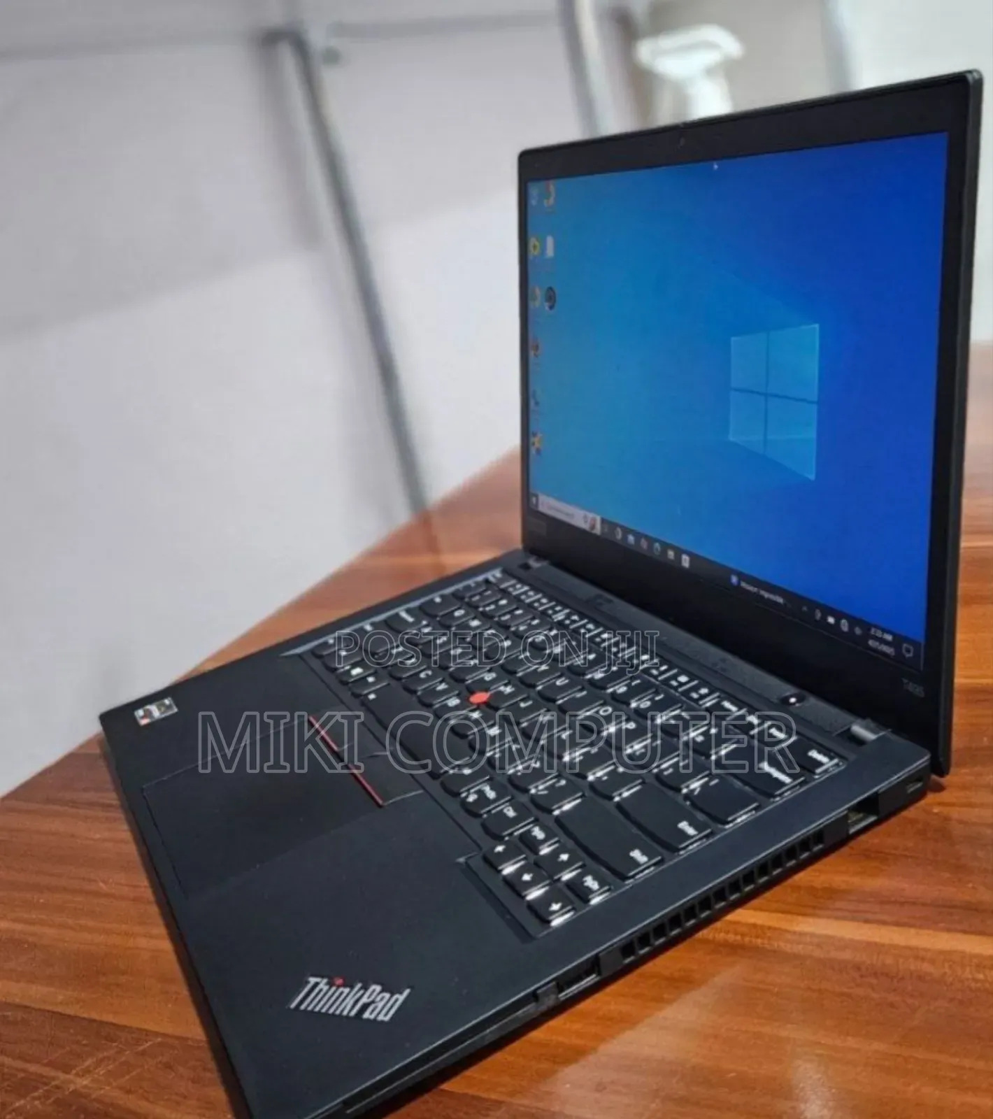 New Laptop Lenovo Thinkpad T490s 8GB AMD Ryzen 5 SSD 256GB