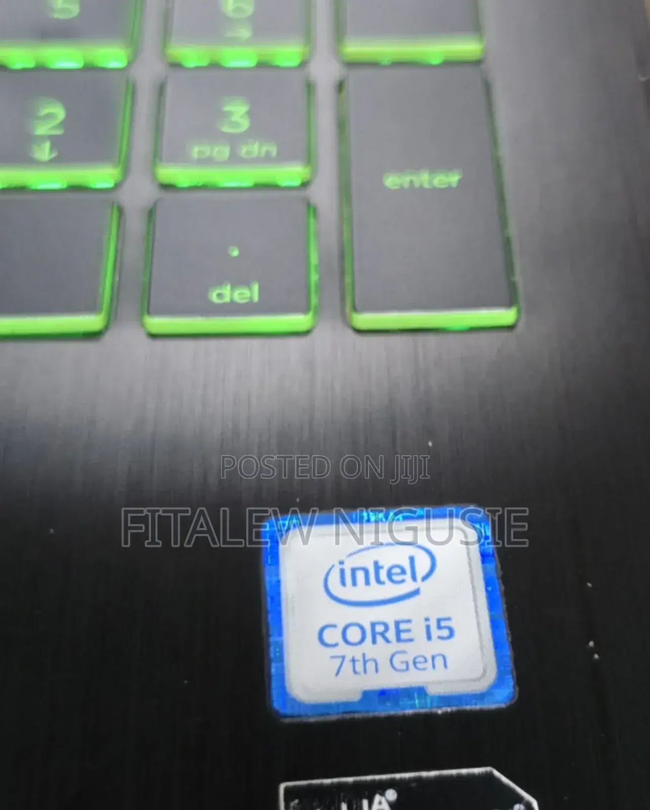 New Laptop HP Pavilion 10 8GB Intel Core I5 HDD 1T