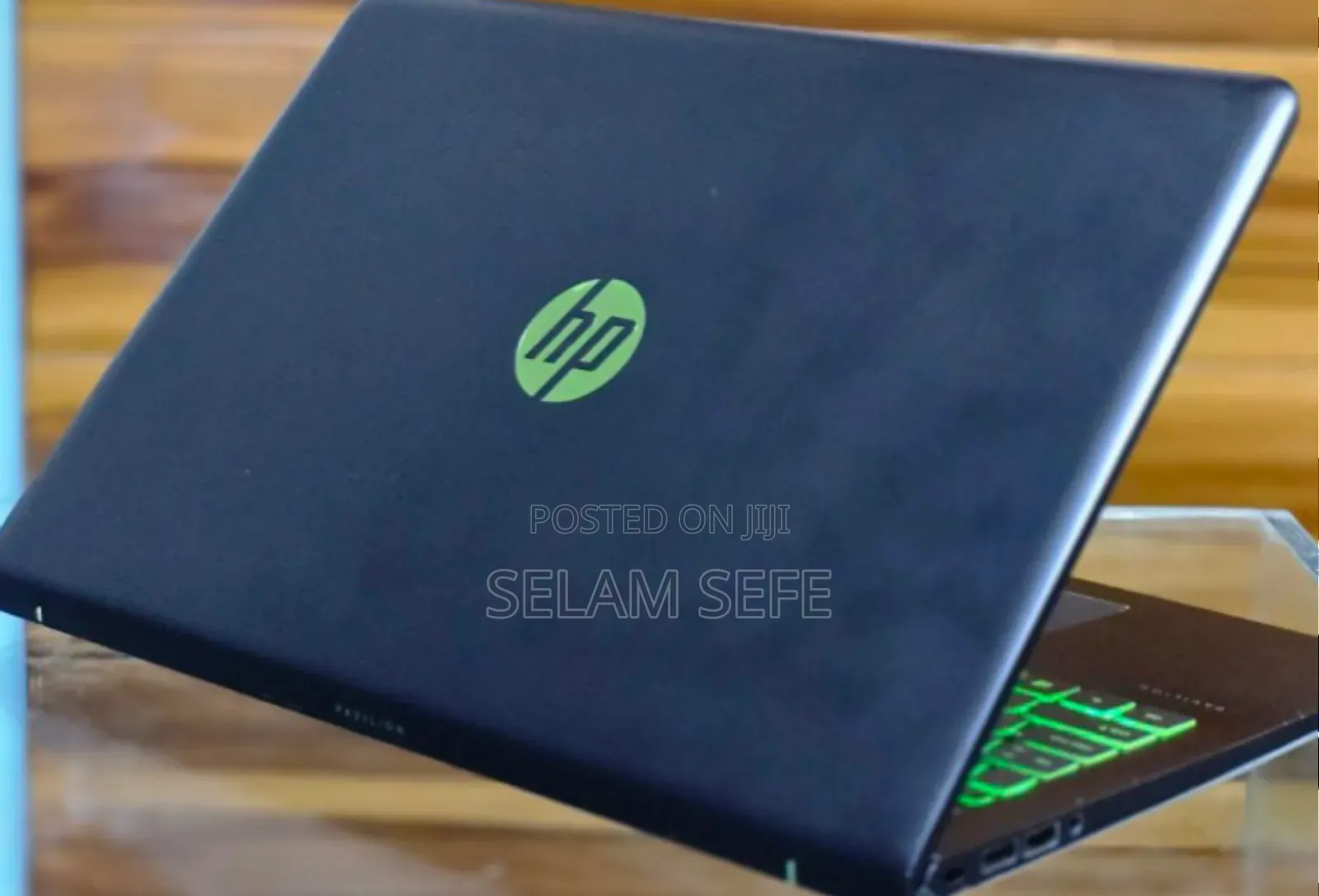 New Laptop HP Pavilion 10 8GB Intel Core I5 HDD 1T