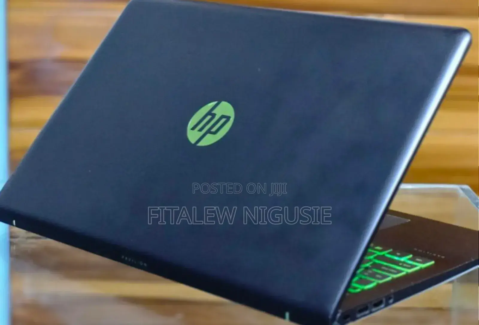 New Laptop HP Pavilion 10 8GB Intel Core I5 HDD 1T