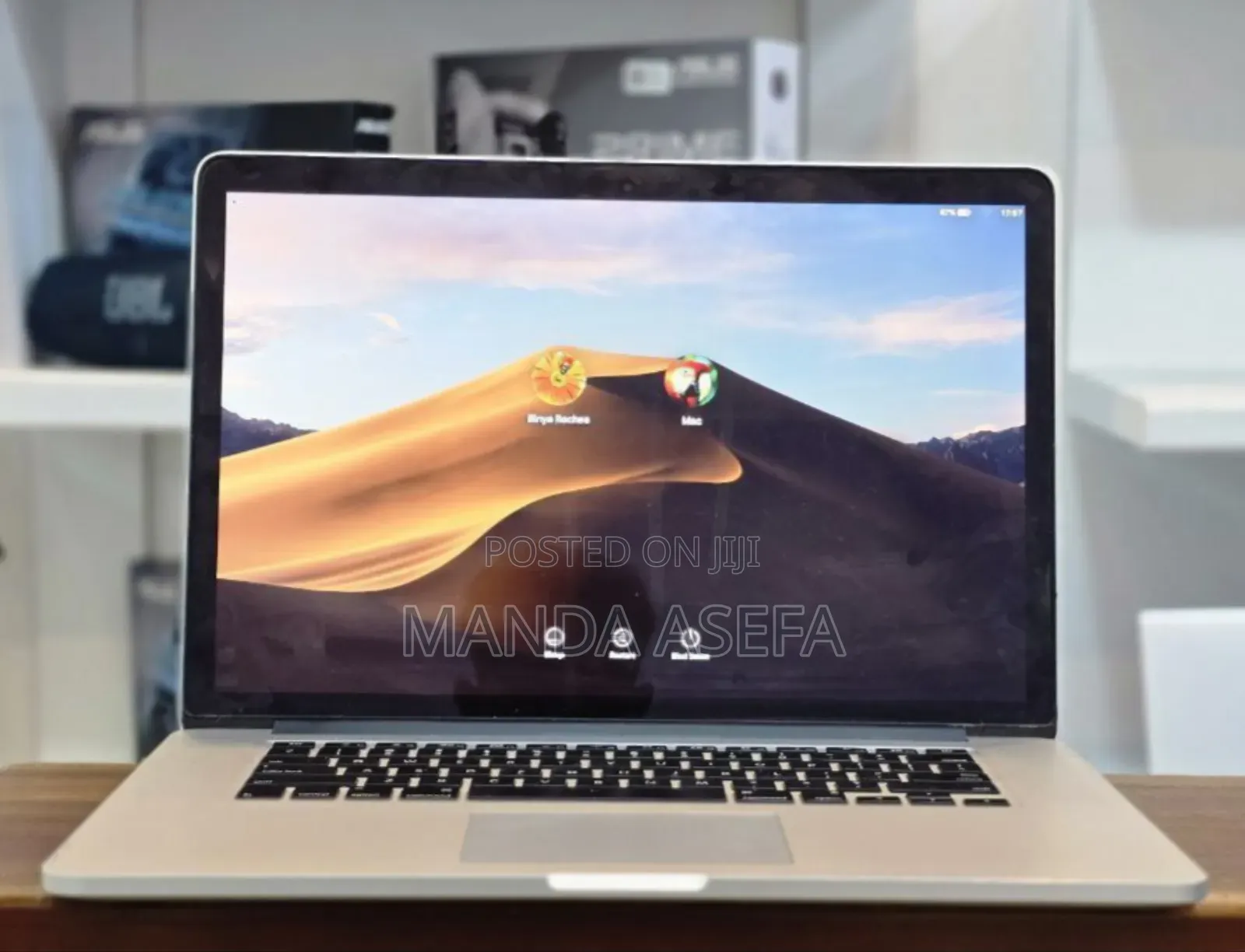 New Laptop Apple MacBook Pro 2015 16GB Intel Core I7 SSD 256GB