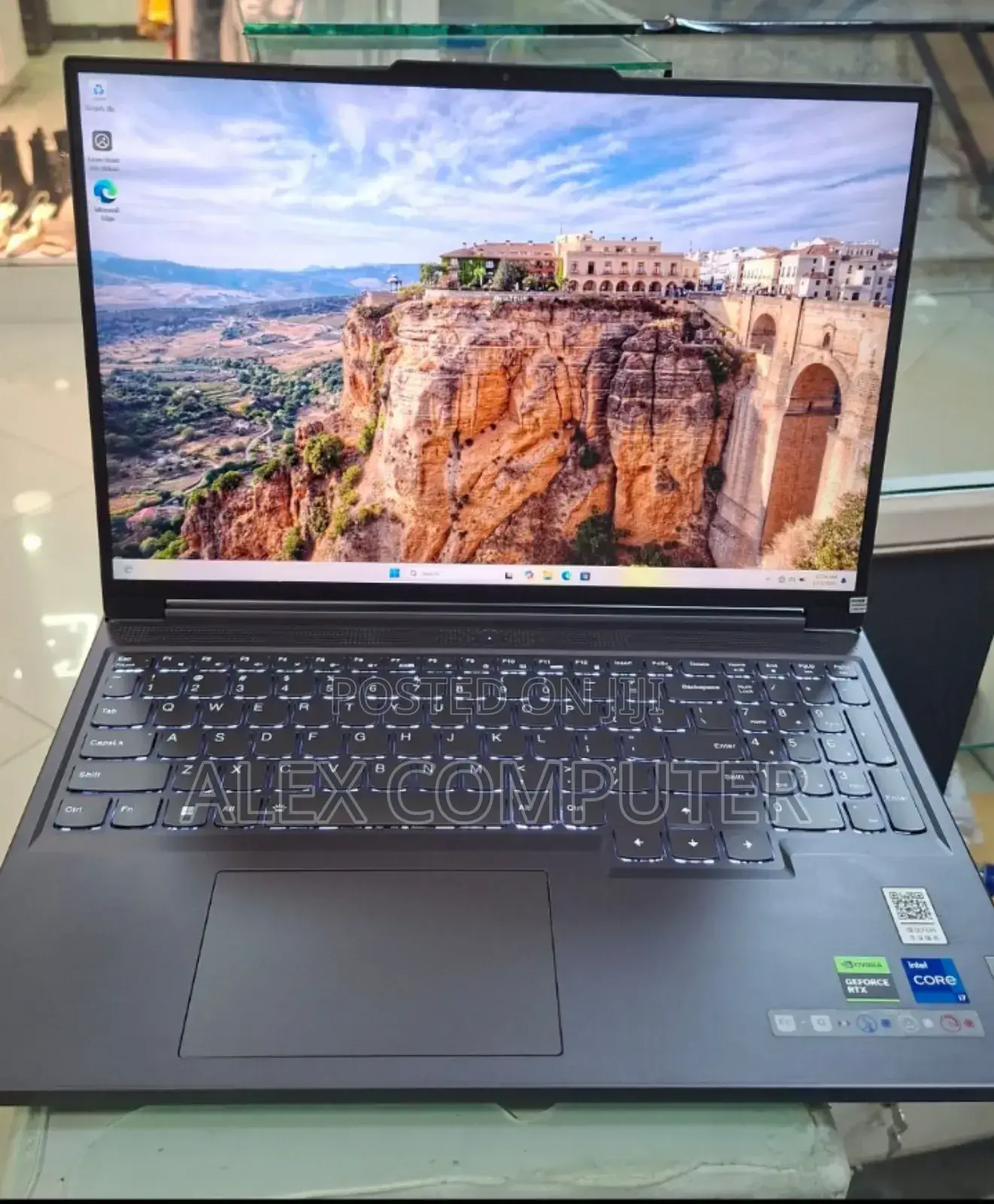 New Lenovo Legion Y7000P IRX9 Gaming Laptop 16GB Intel Core I7 SSD 1T