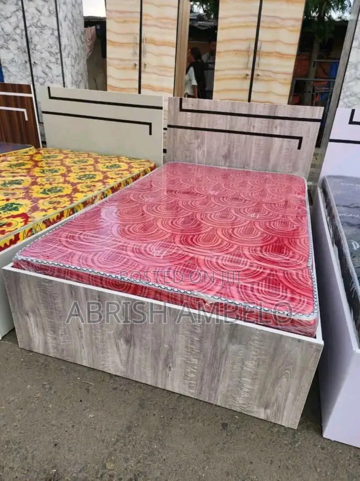 Laminate High Quality Bed