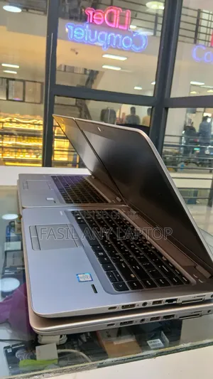 Photo - Laptop HP EliteBook 840 G3 8GB Intel Core I5 SSD 512GB