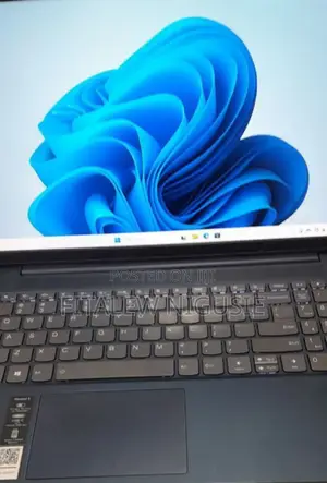 New Laptop Lenovo IdeaPad 1 12GB Intel Core I7 SSD 512GB