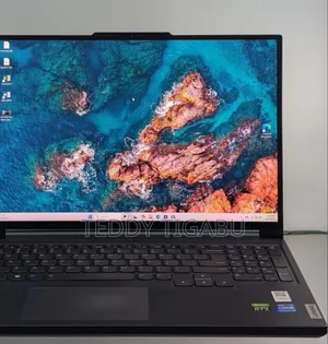 New Laptop Lenovo 16GB Intel Core I7 SSD 1T