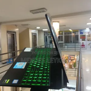 New Laptop HP Dragonfly G3 16GB Intel Core I5 HDD+SSD 512GB