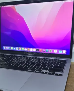 Photo - New Laptop Apple MacBook Pro M1 8GB Intel Core Ultra 7 SSD 256GB