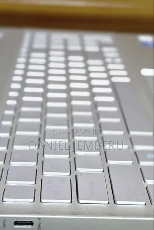 New Laptop HP Pavilion 15 8GB Intel Core I5 SSD 512GB