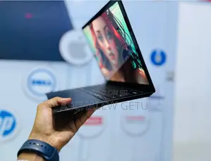 New Laptop Microsoft Surface 8GB Intel Core I5 SSD 512GB