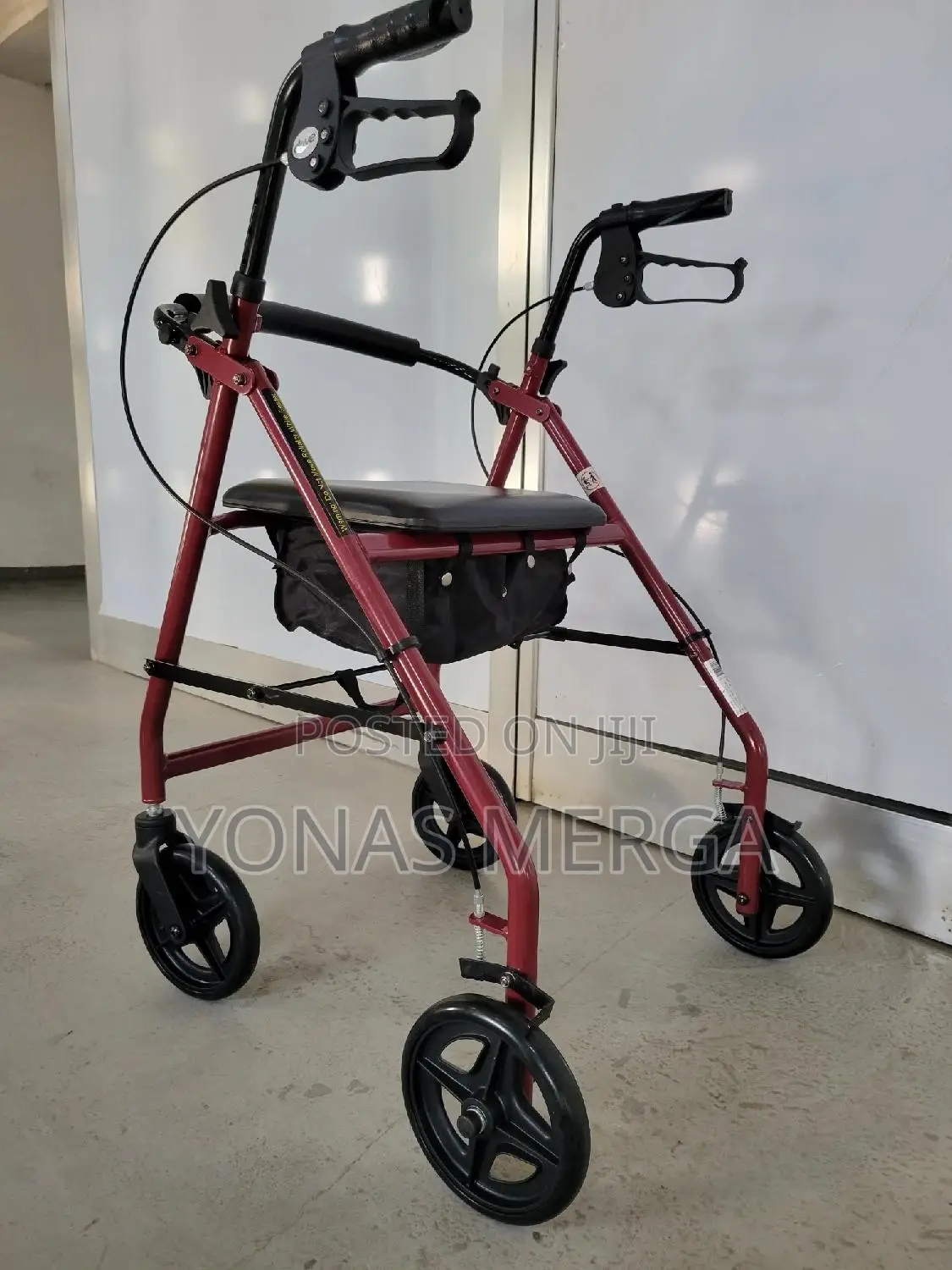 Walker訊ظwalker/Seat, a Backrest(Often Removable or Foldable)