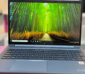New Laptop HP ZBook Firefly 14 G7 32GB Intel Core I7 SSD 1T
