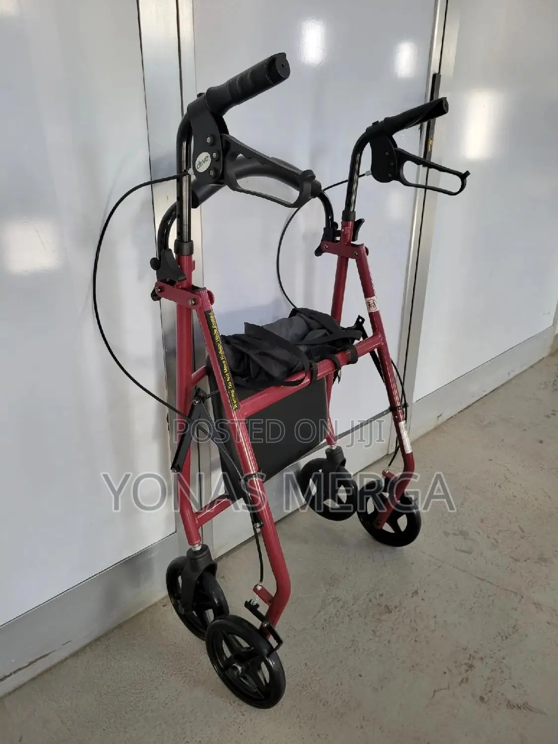 4 Wheel Mobility Walkerي查walker Mobility Travel Compact