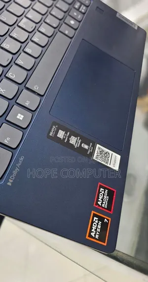 New Laptop Lenovo IdeaPad 520 16GB AMD Ryzen 7 SSD 1T