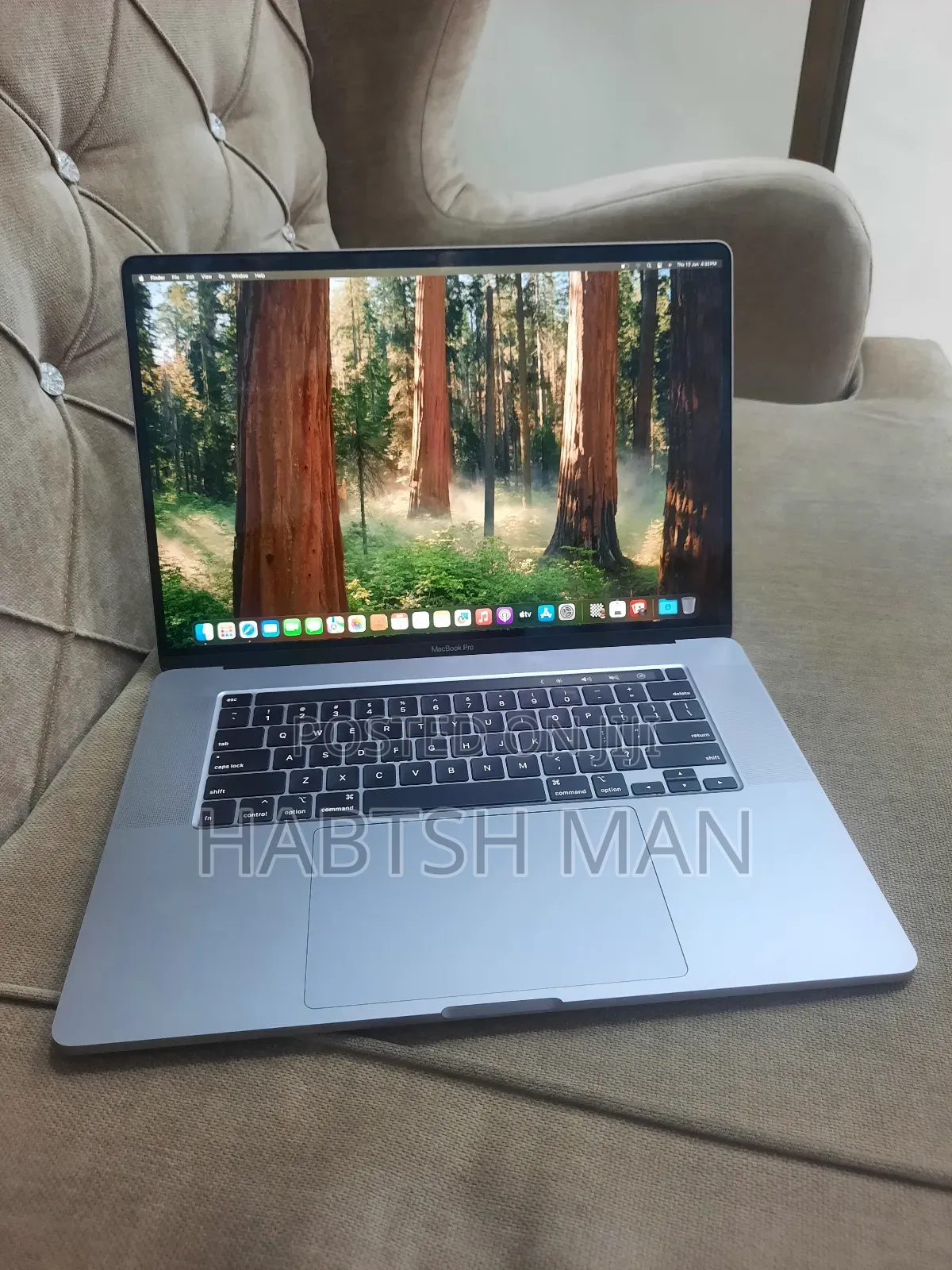 New Laptop Apple MacBook Pro 2019 32GB Intel Core I9 SSD 512GB