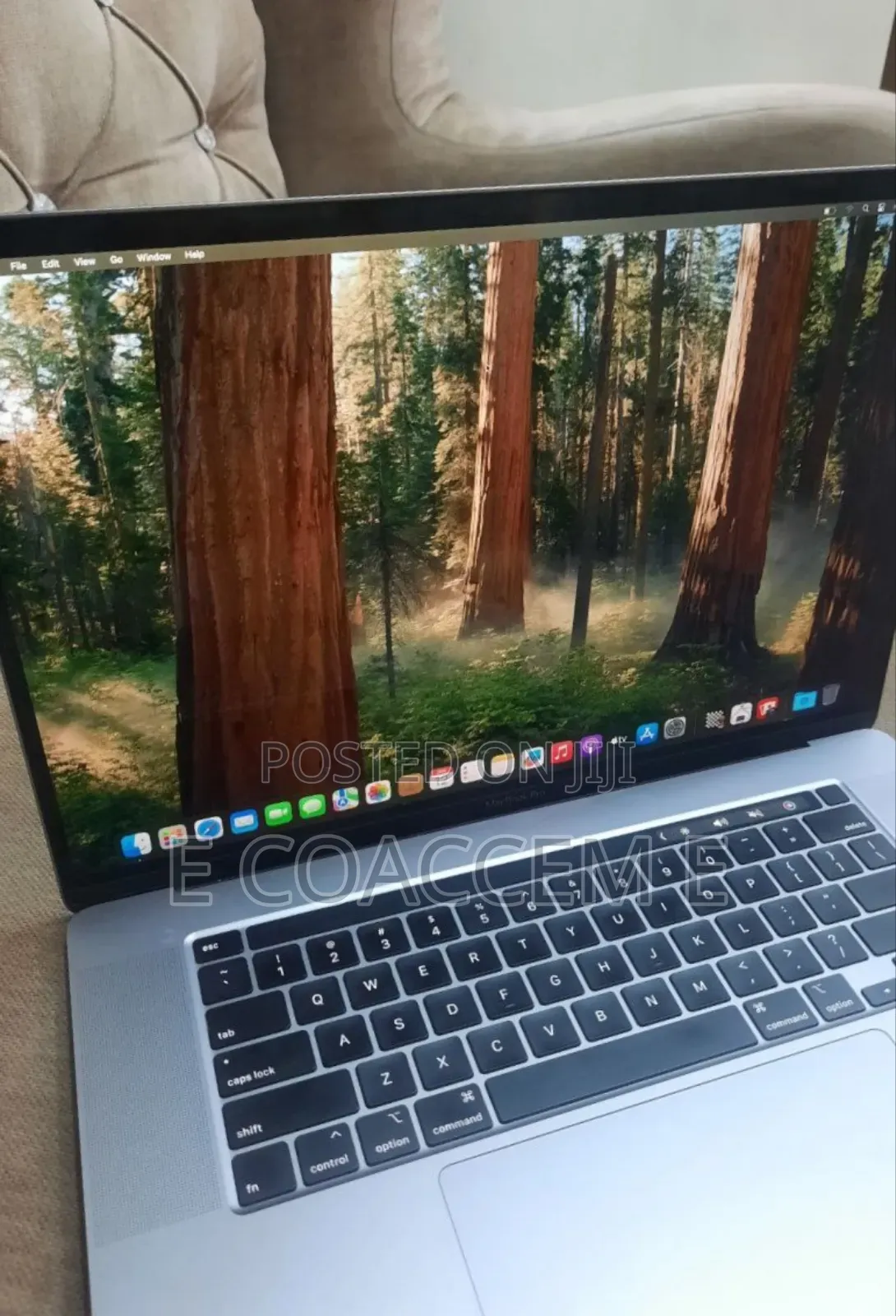 New Laptop Apple MacBook 32GB Intel Core I9 SSD 512GB