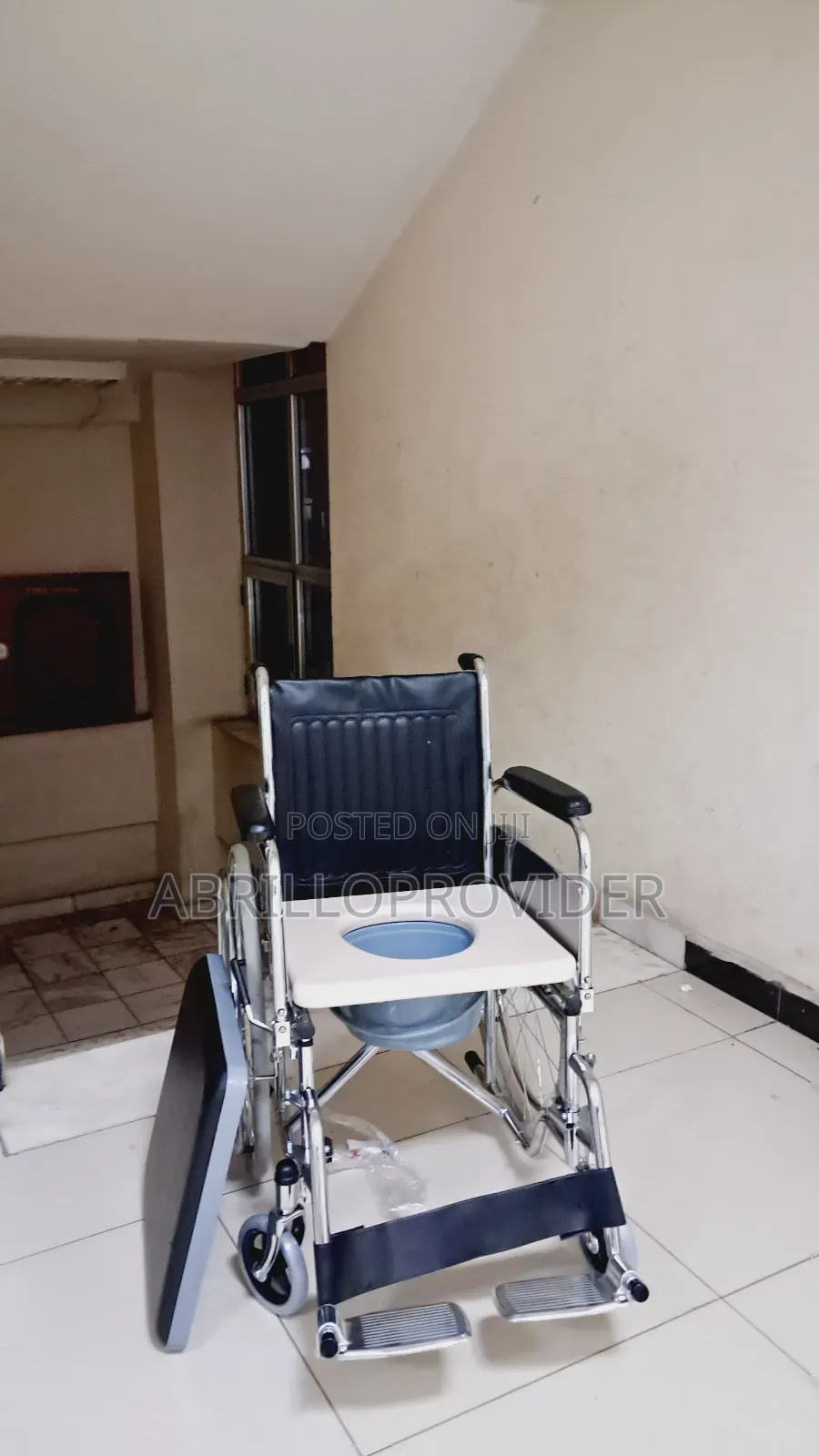 Toilet Wheelchair4wheelchair7wheelchair4wheelchair4wheelchai