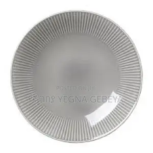 Photo - Grey Ceramic Dinner Plate – Modern Elegant