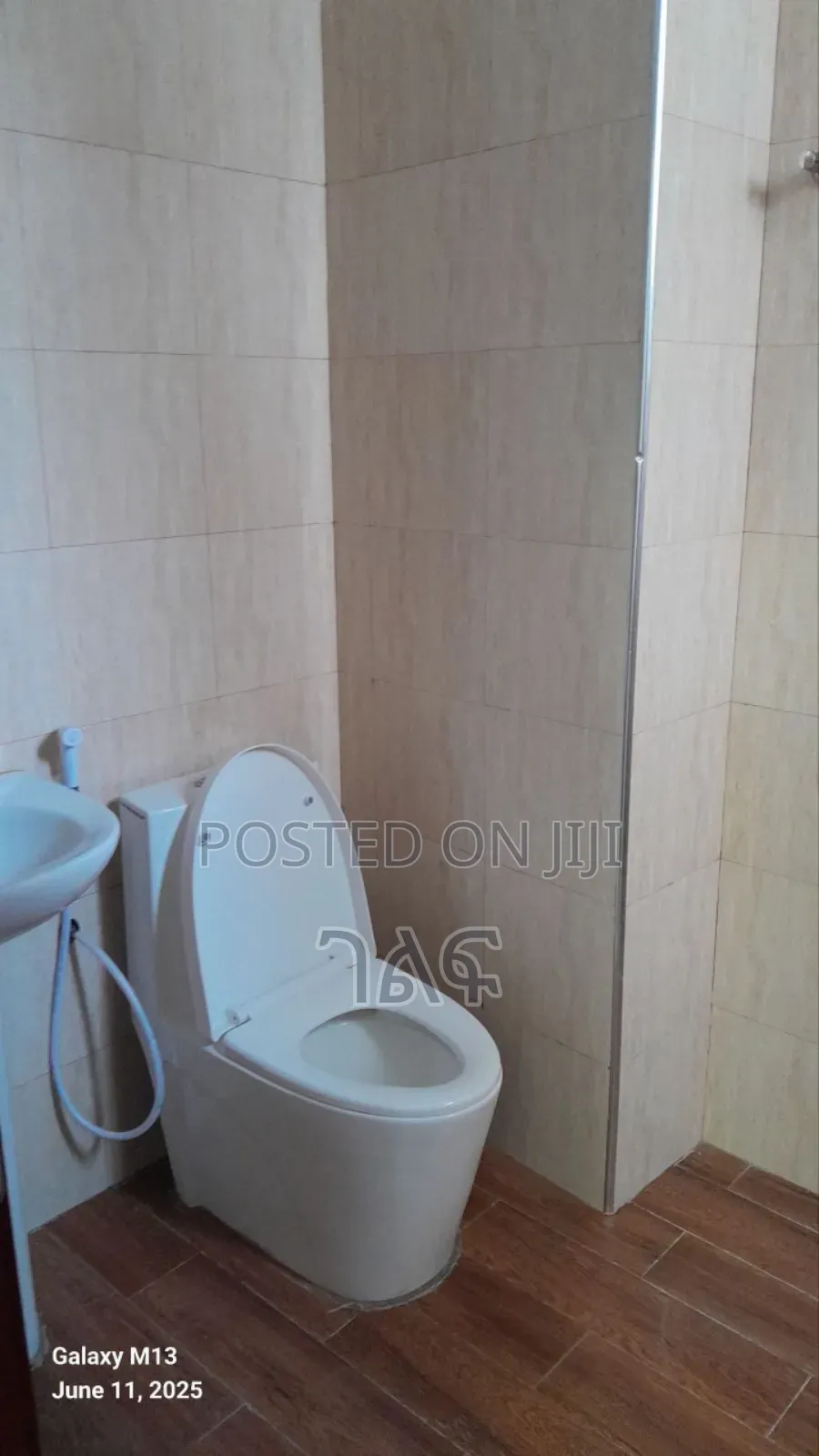 2bdrm Apartment in ፊጋ ኖህ ሪልስቴት, Bole for sale