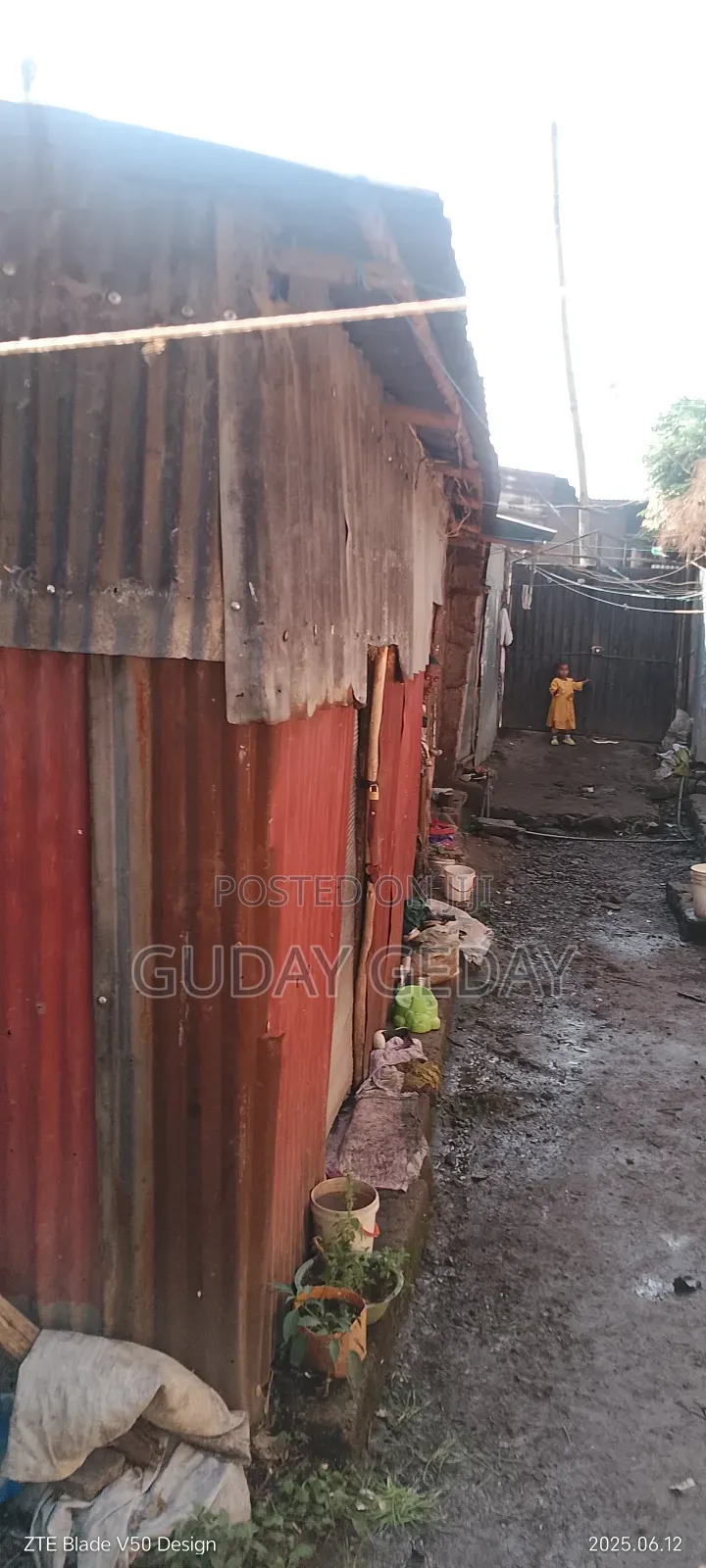 9bdrm House in Akaky Kaliti for sale