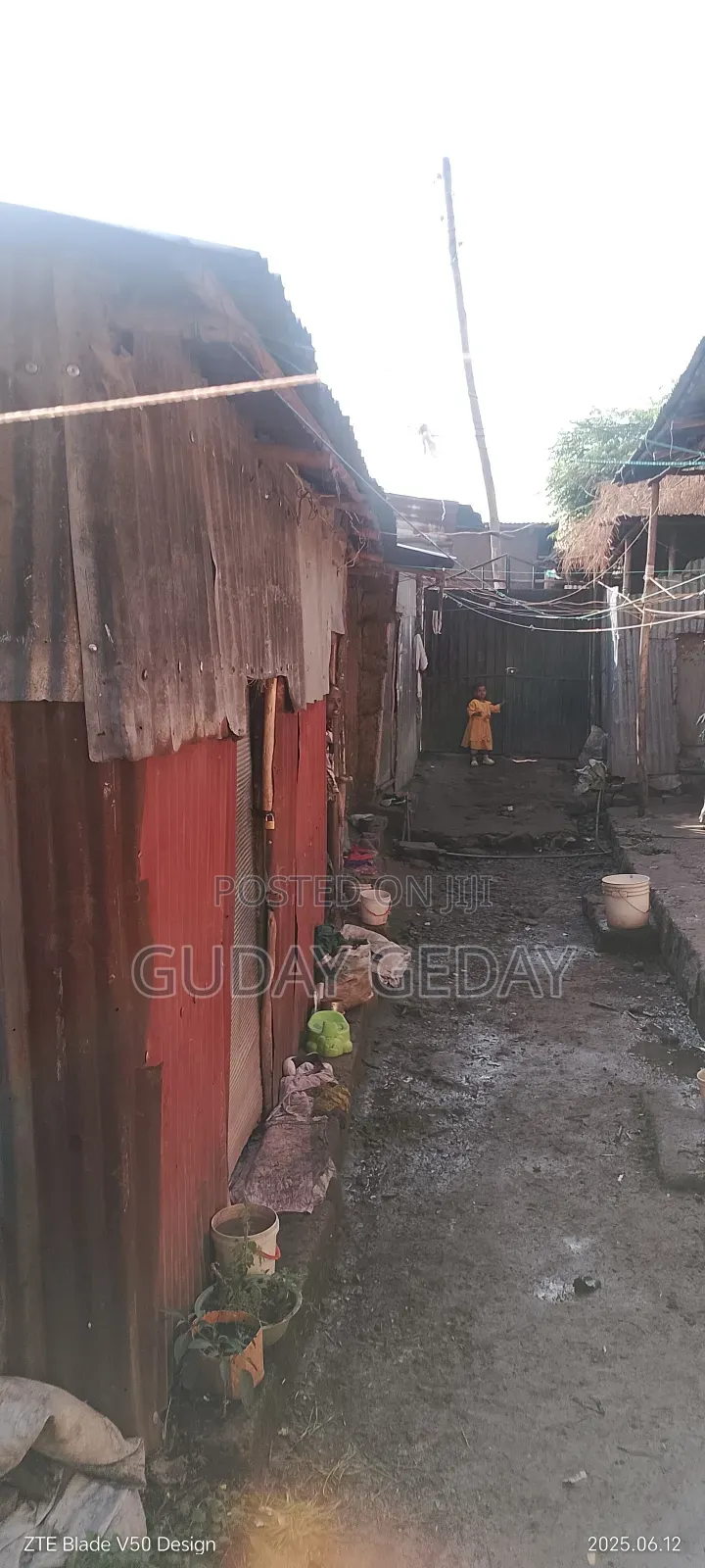 9bdrm House in Akaky Kaliti for sale