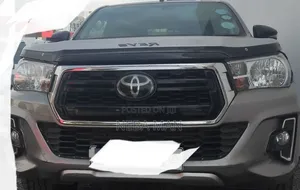 Toyota Hilux 2019 Gray