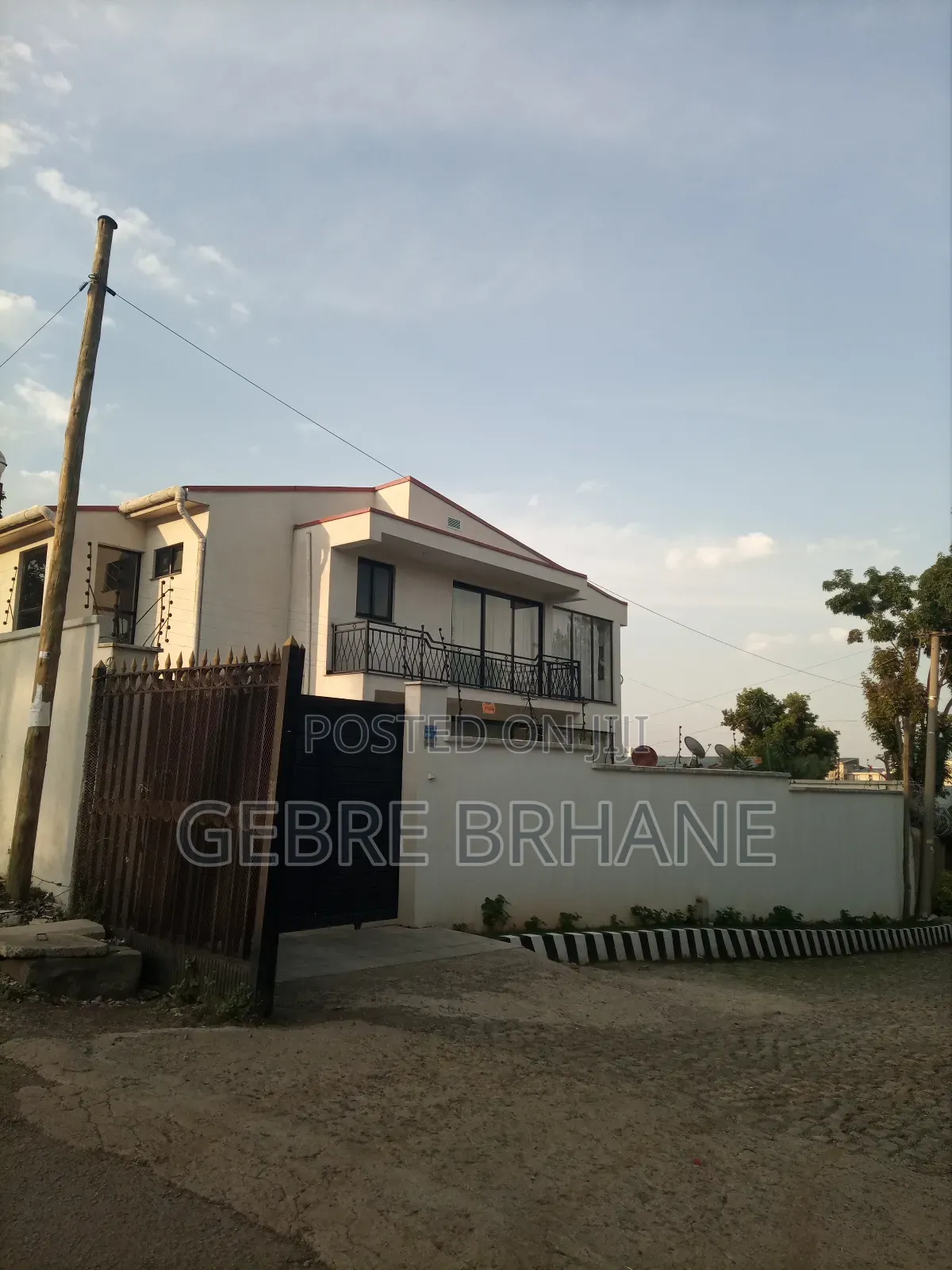 3bdrm House in G+1, Yeka for rent