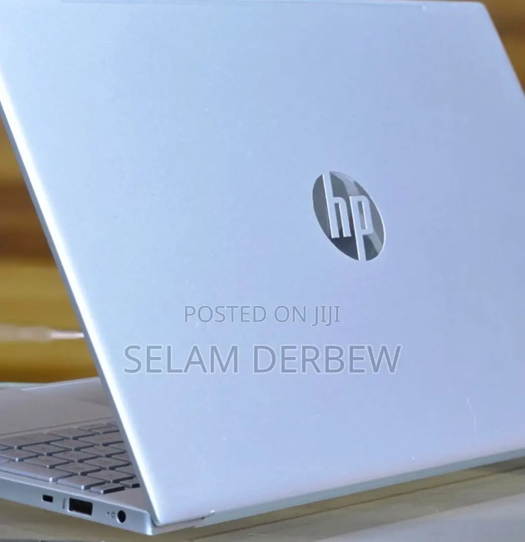 New Laptop HP Pavilion 15 8GB Intel Core I5 SSD 512GB