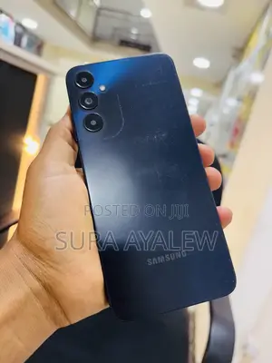 Photo - Samsung Galaxy M14 64 GB Blue