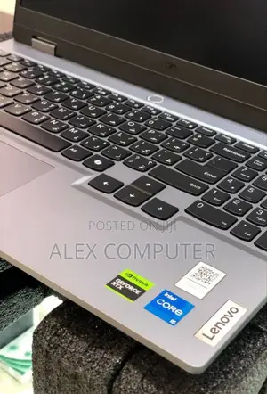 New Laptop Lenovo LOQ 15ARP9 16GB Intel Core I5 SSD 512GB