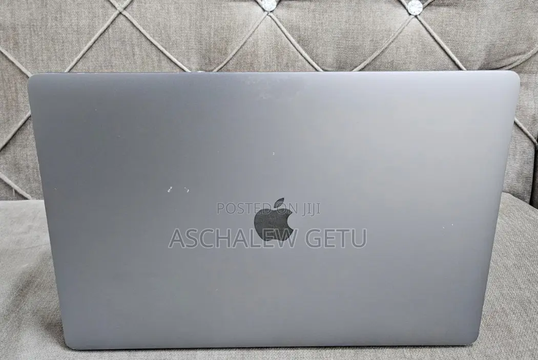 New Laptop Apple MacBook Pro 2019 32GB Intel Core I9 SSD 512GB