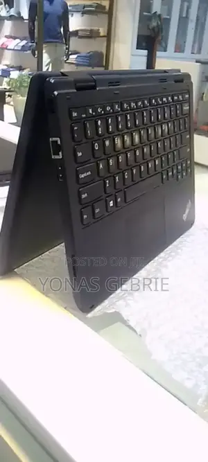 New Laptop Lenovo Yoga 11e 4GB Intel Core 2 Quad SSD 128GB