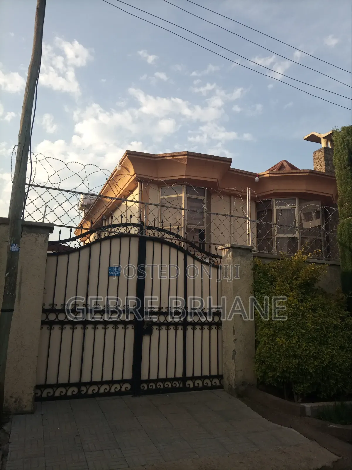 5bdrm House in G+1, Yeka for rent