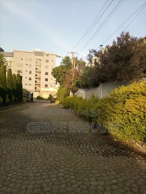 5bdrm House in G+1, Yeka for rent