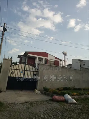 3bdrm House in G+1, Yeka for rent