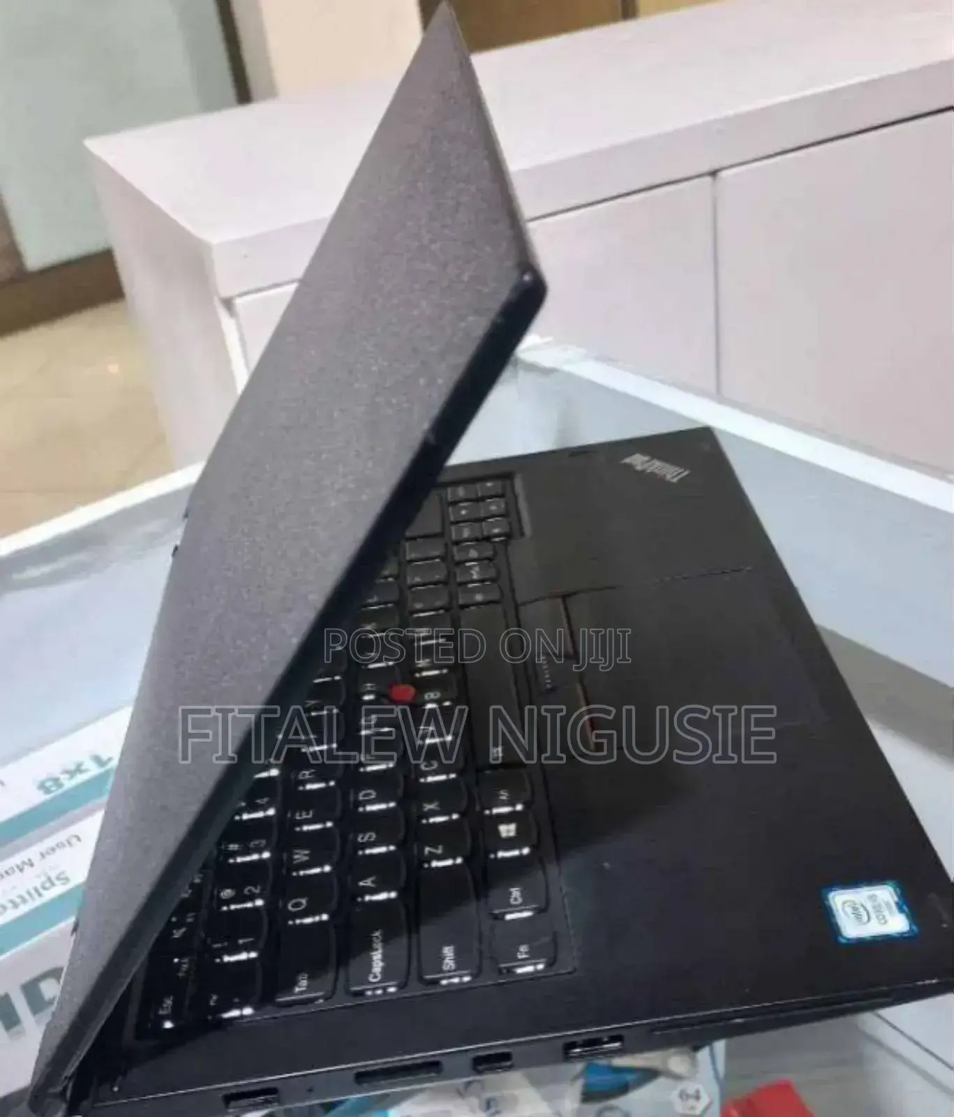 New Laptop Lenovo ThinkPad Yoga 8GB Intel Core I5 SSD 512GB