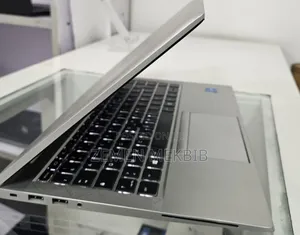 Photo - New Laptop HP EliteBook 840 G8 16GB Intel Core I5 SSD 512GB