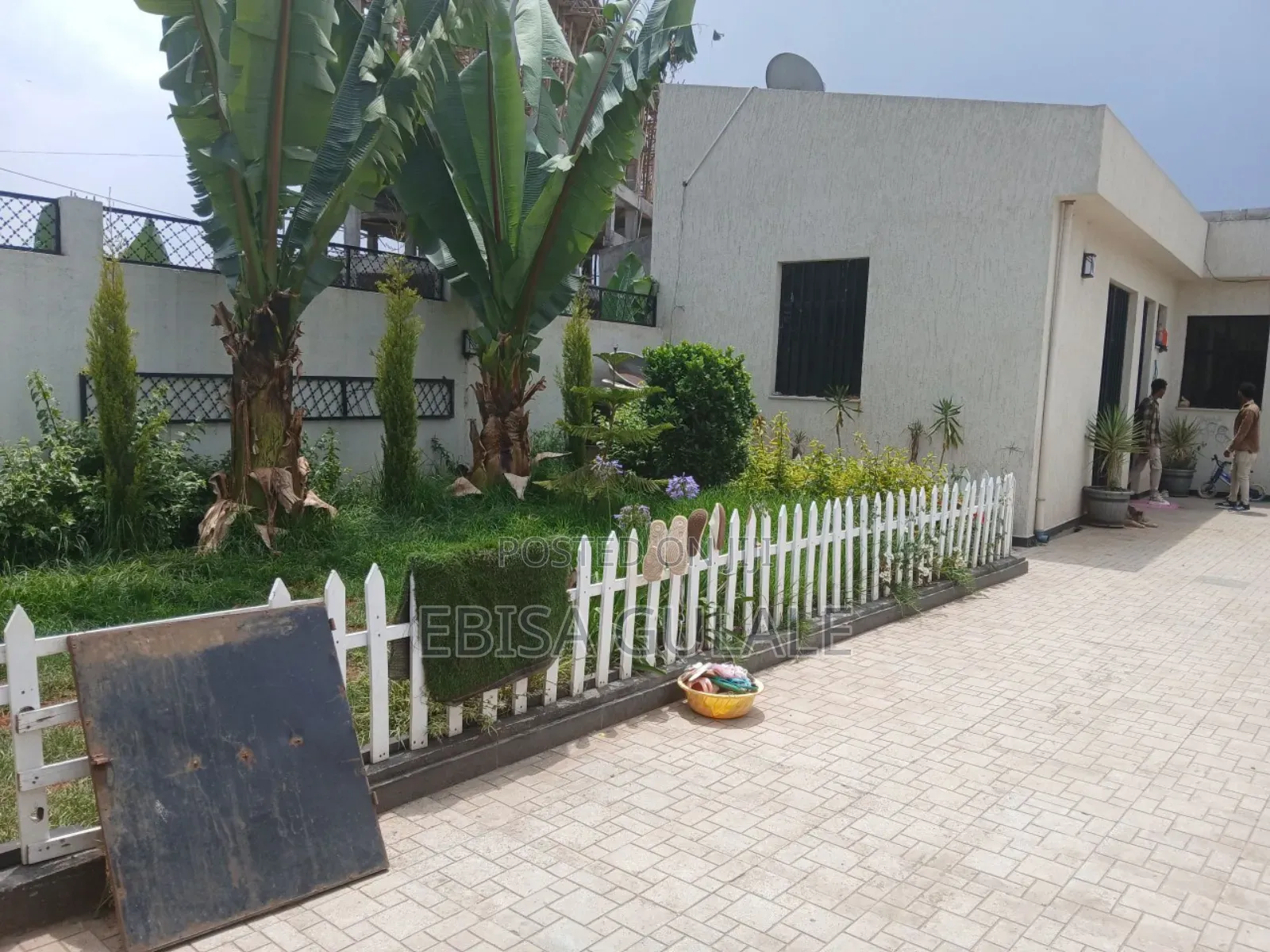 Furnished 4bdrm Farm House in Oromia-Finfinne for sale