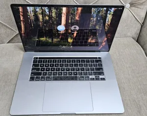 New Laptop Apple MacBook Pro 2019 32GB Intel Core I9 SSD 512GB