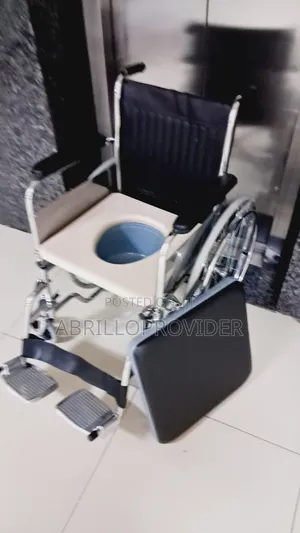 Toilet Wheelchair6wheelchair3wheelchair8wheelchair7wheelchai