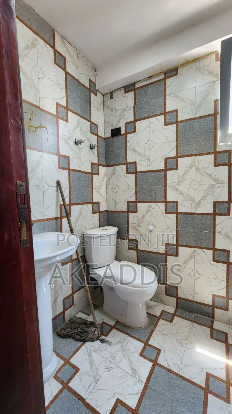 Furnished 2bdrm Condo in Bole Ayat for sale