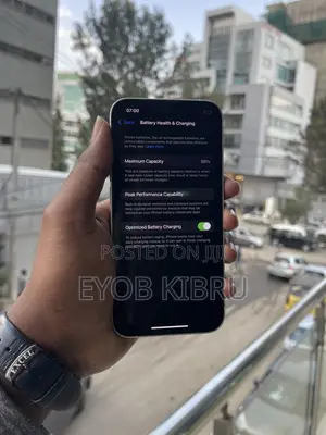 Apple iPhone 13 128 GB White