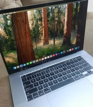 New Laptop Apple MacBook Pro 2019 32GB Intel Core I9 SSD 512GB