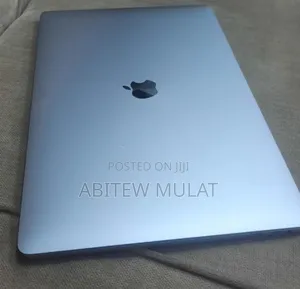 New Laptop Apple MacBook Pro 2019 32GB Intel Core I9 SSD 512GB