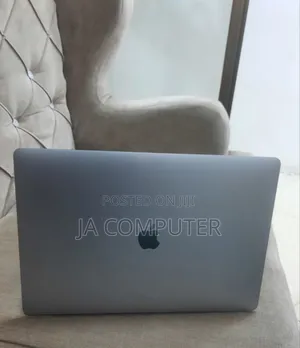 New Laptop Apple MacBook Pro 2019 16GB Intel Core I9 SSD 512GB